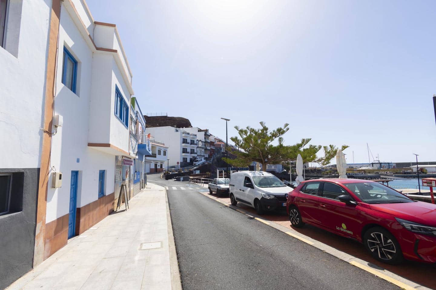 3 bedroom Villa for sale in El Pinar de El Hierro with garage - € 500,000 (Ref: 10163258)