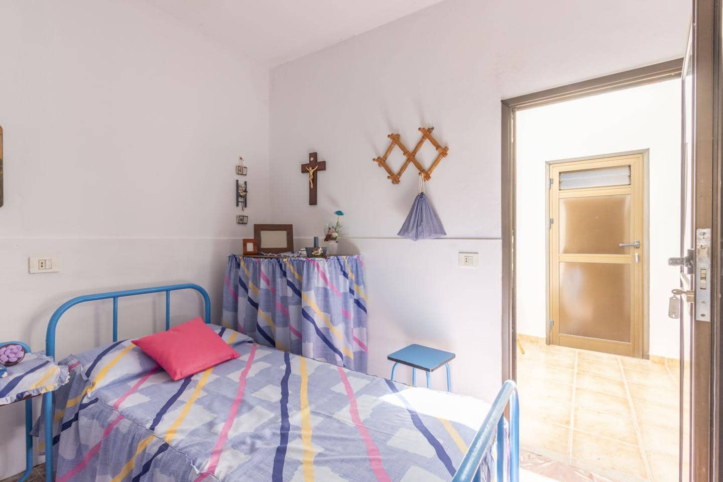 3 bedroom Villa for sale in El Pinar de El Hierro with garage - € 500,000 (Ref: 10163258)
