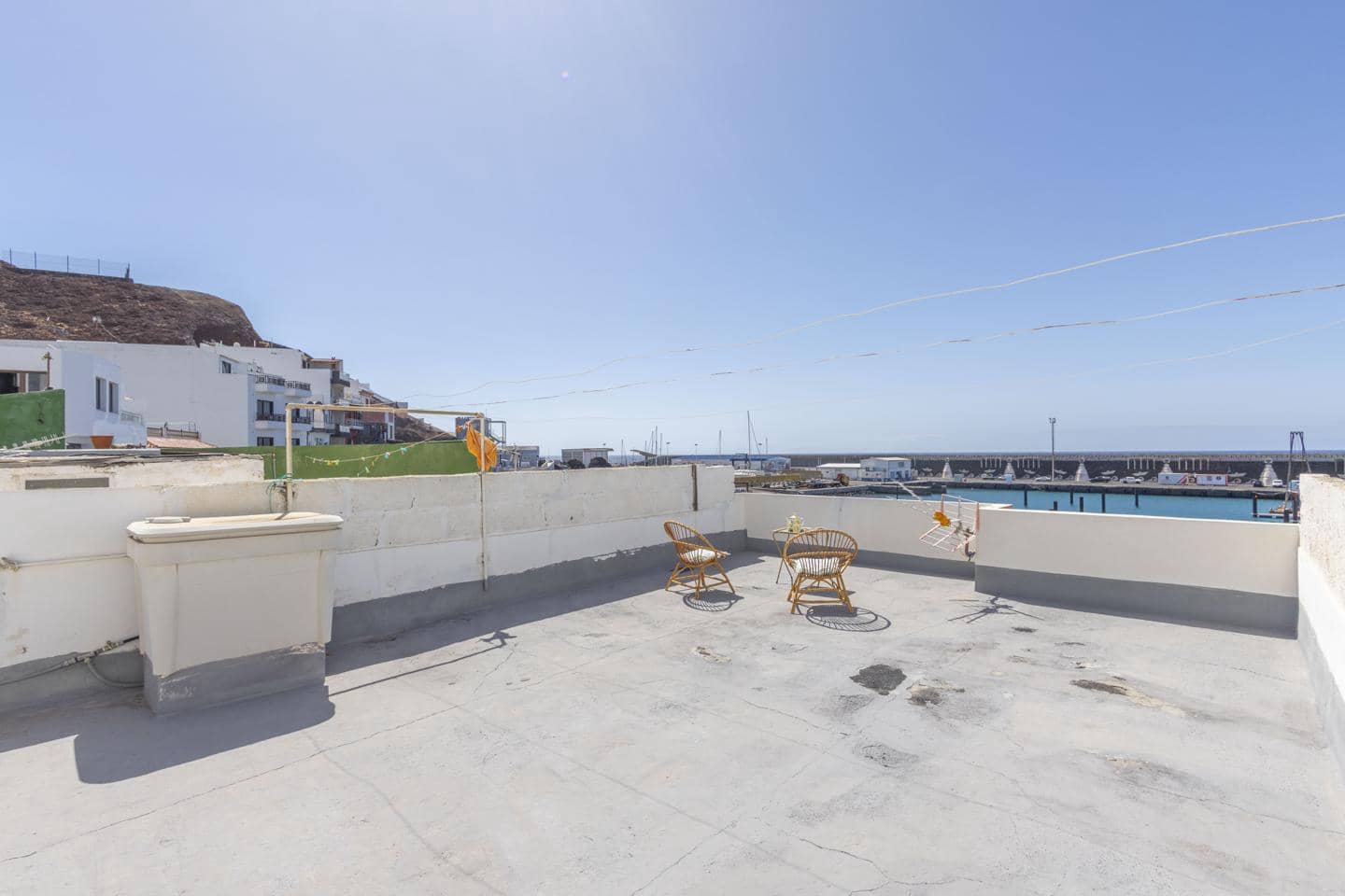 3 bedroom Villa for sale in El Pinar de El Hierro with garage - € 500,000 (Ref: 10163258)