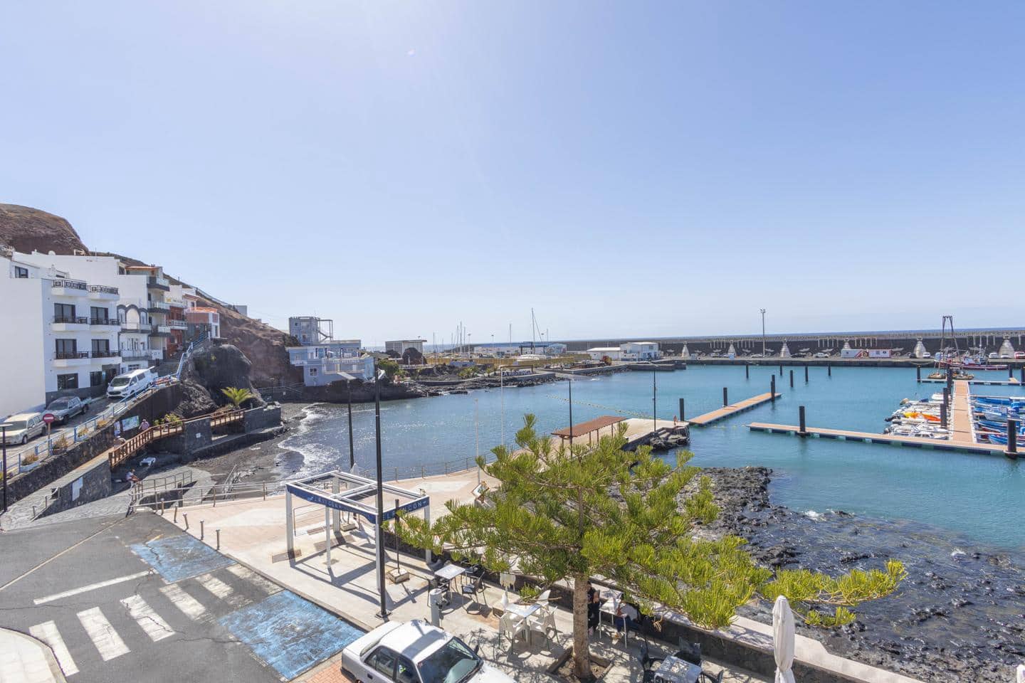 3 bedroom Villa for sale in El Pinar de El Hierro with garage - € 500,000 (Ref: 10163258)