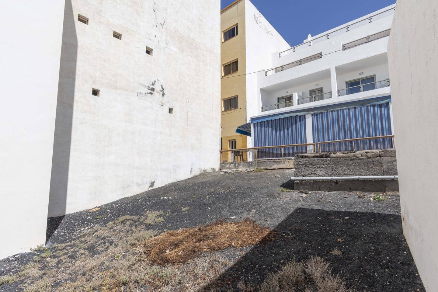3 bedroom Villa for sale in El Pinar de El Hierro with garage - € 500,000 (Ref: 10163258)