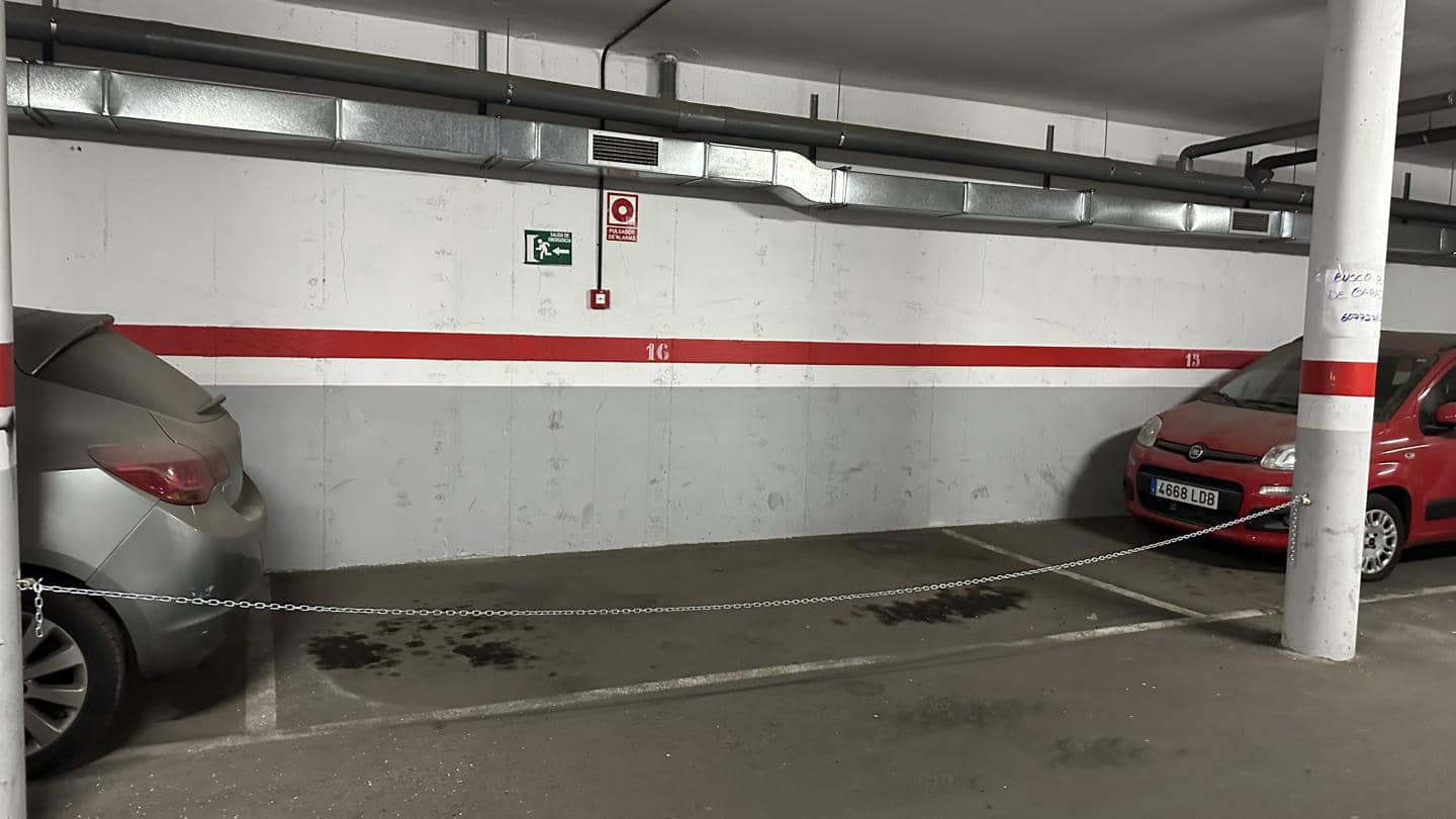 Garage for sale in San Isidro de Abona - € 11,900 (Ref: 10163536)