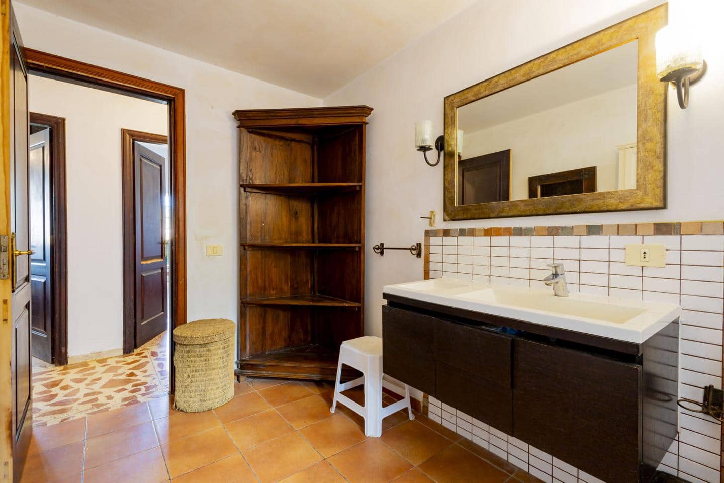 4 soveværelse Villa til salg i San Cristobal de La Laguna med garage - € 450.000 (Ref: 10163537)
