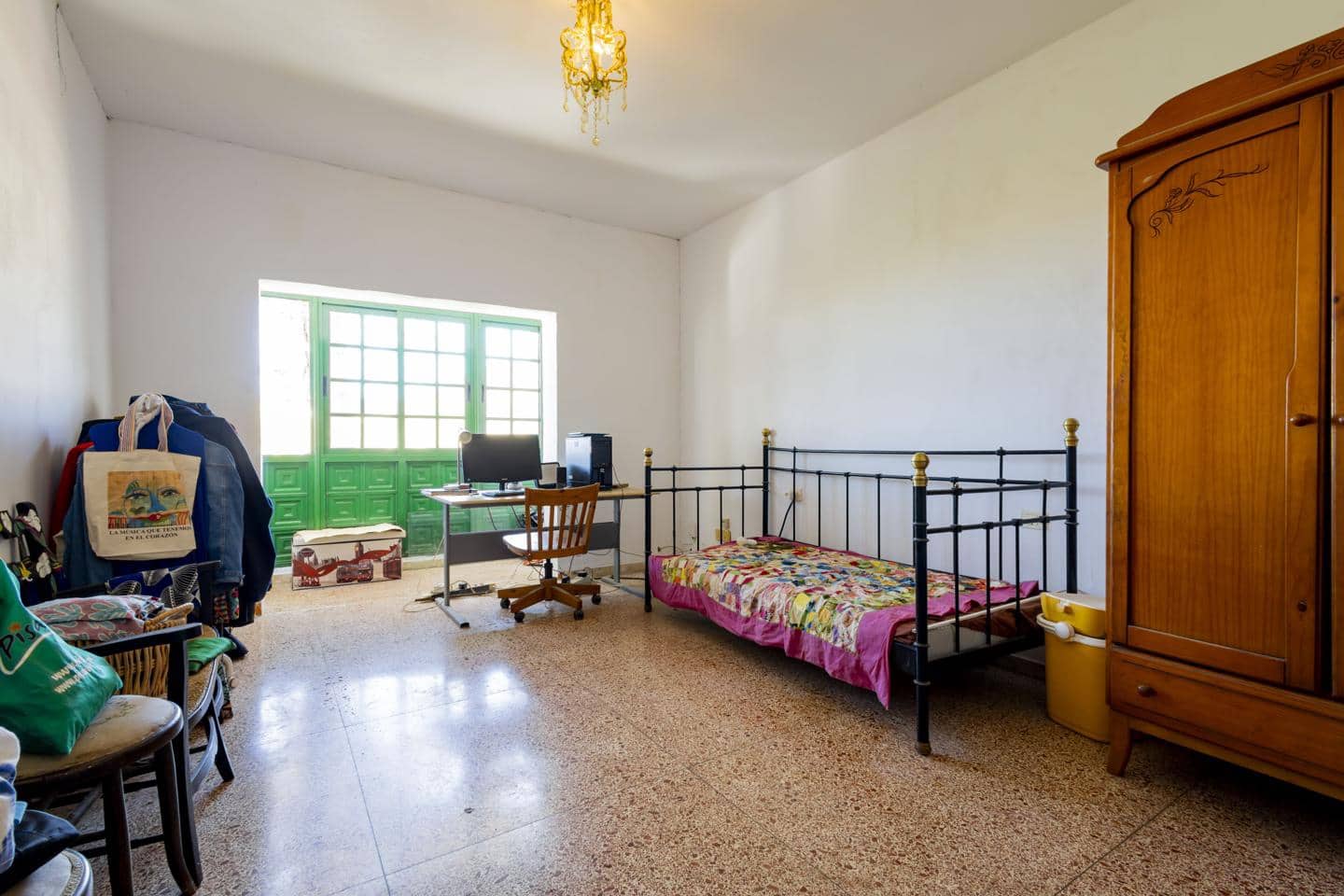 4 soveværelse Villa til salg i San Cristobal de La Laguna med garage - € 450.000 (Ref: 10163537)