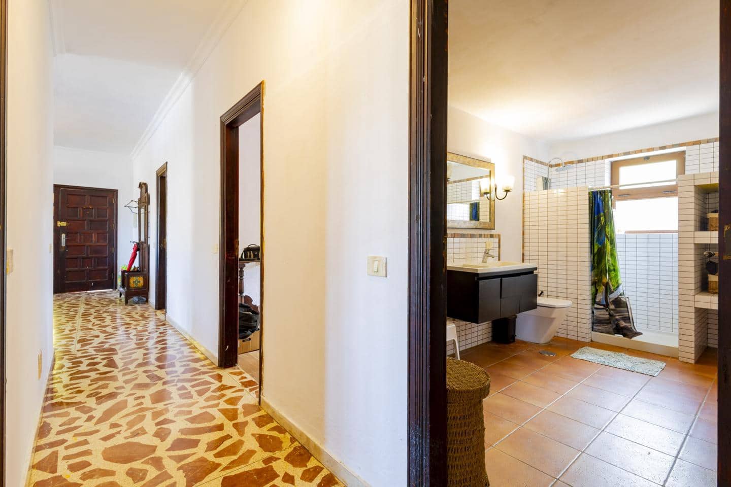 4 soveværelse Villa til salg i San Cristobal de La Laguna med garage - € 450.000 (Ref: 10163537)