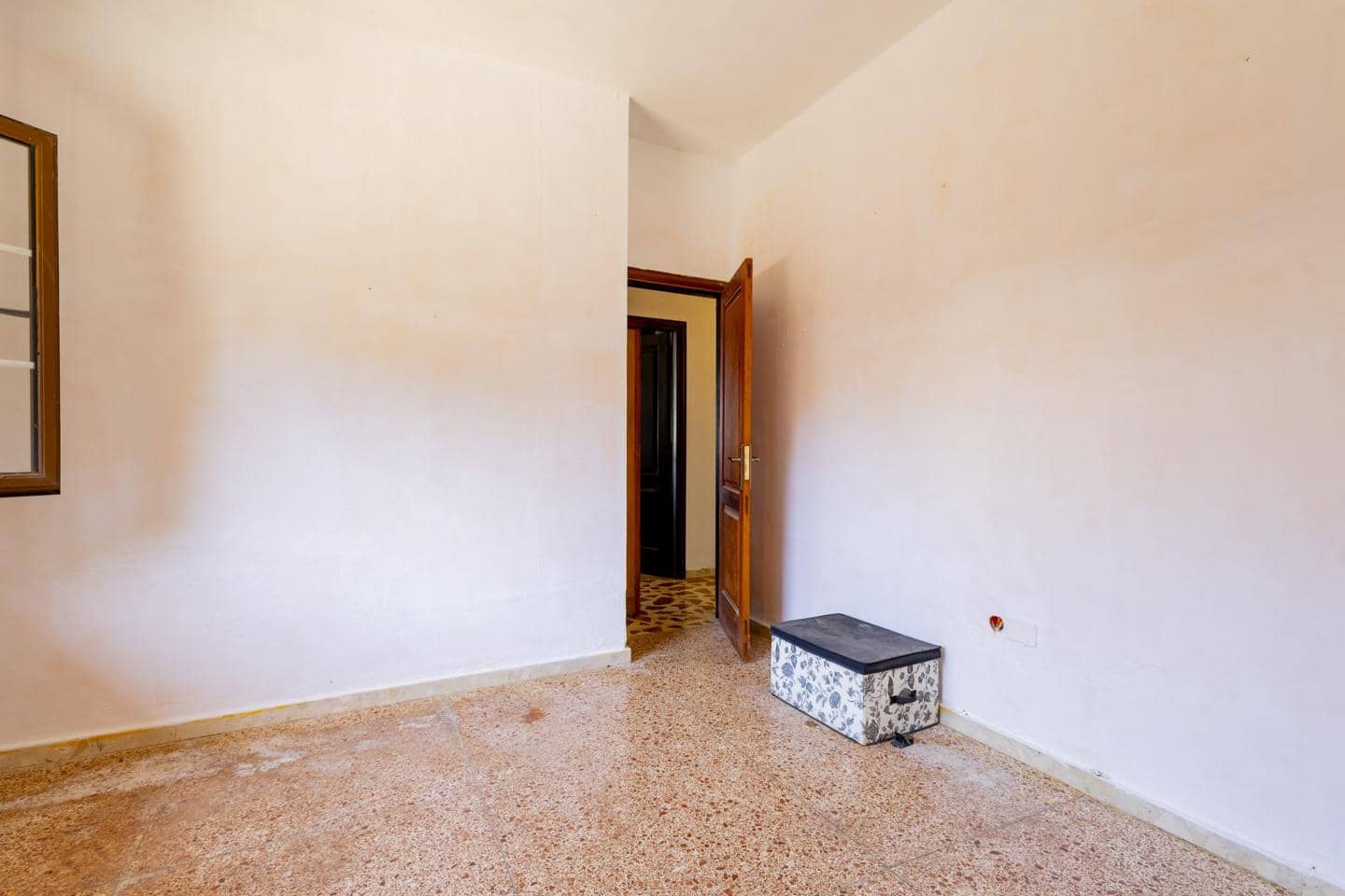 4 soveværelse Villa til salg i San Cristobal de La Laguna med garage - € 450.000 (Ref: 10163537)