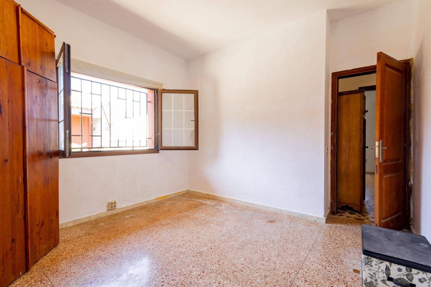 4 soveværelse Villa til salg i San Cristobal de La Laguna med garage - € 450.000 (Ref: 10163537)