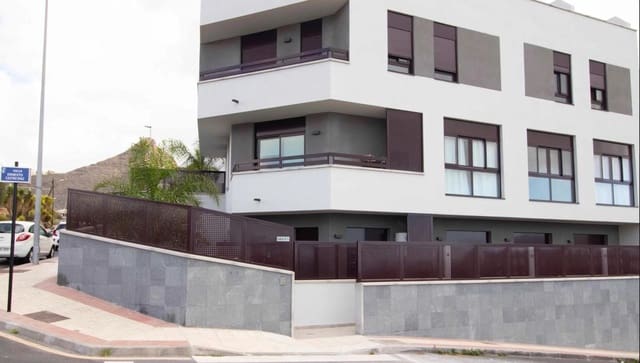 2 slaapkamer Flat te koop in Cabo Blanco, Arona met garage - € 199.000 (Ref: 10163673)