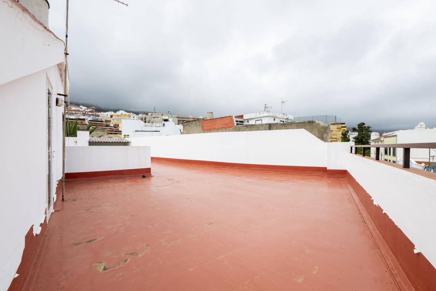 6 soverom Villa til salgs i La Orotava med garasje - € 1 200 000 (Ref: 10165838)