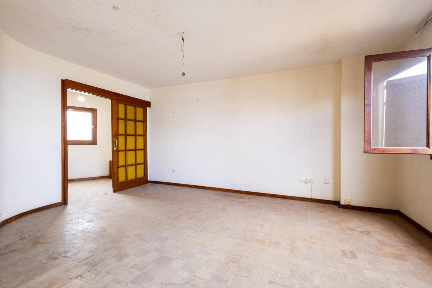 6 soverom Villa til salgs i La Orotava med garasje - € 1 200 000 (Ref: 10165838)