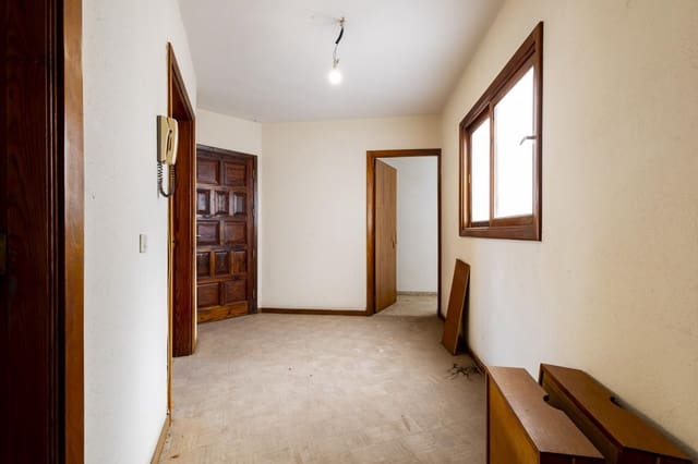 6 soverom Villa til salgs i La Orotava med garasje - € 1 200 000 (Ref: 10165838)
