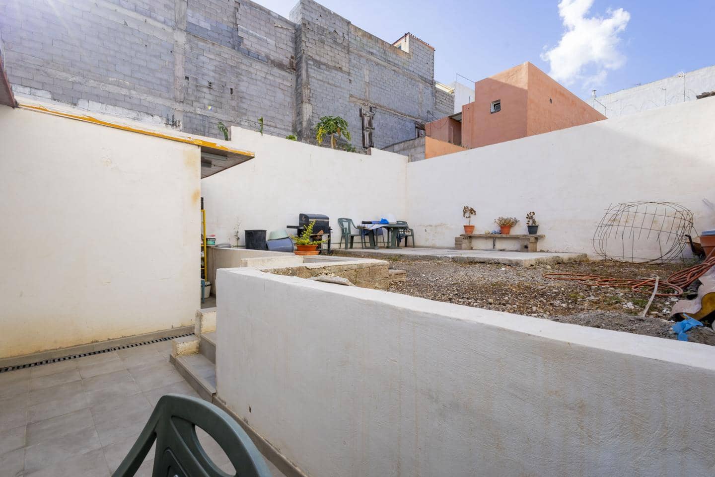 3 bedroom Villa for sale in Santa Cruz de Tenerife - € 240,000 (Ref: 10168849)