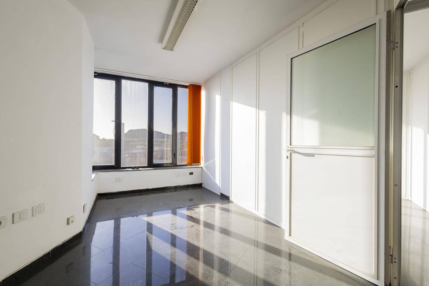 1 soveværelse Virksomhed til salg i San Cristobal de La Laguna - € 252.000 (Ref: 10168850)