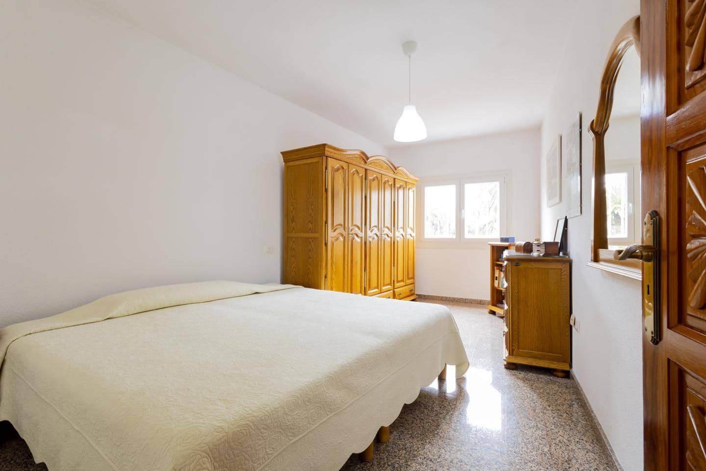 4 slaapkamer Villa te koop in San Cristobal de La Laguna met garage - € 380.000 (Ref: 10169051)