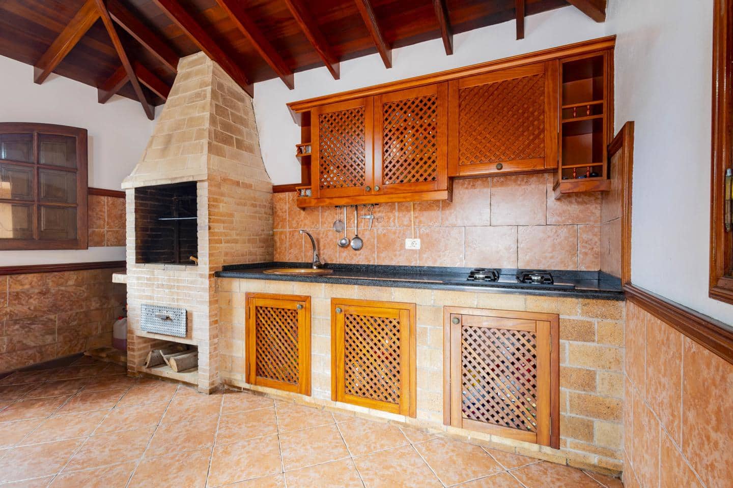 4 slaapkamer Villa te koop in San Cristobal de La Laguna met garage - € 380.000 (Ref: 10169051)