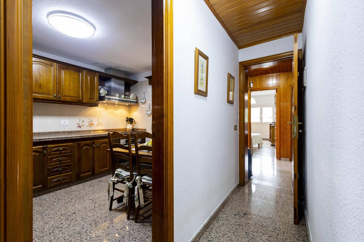 4 slaapkamer Villa te koop in San Cristobal de La Laguna met garage - € 380.000 (Ref: 10169051)