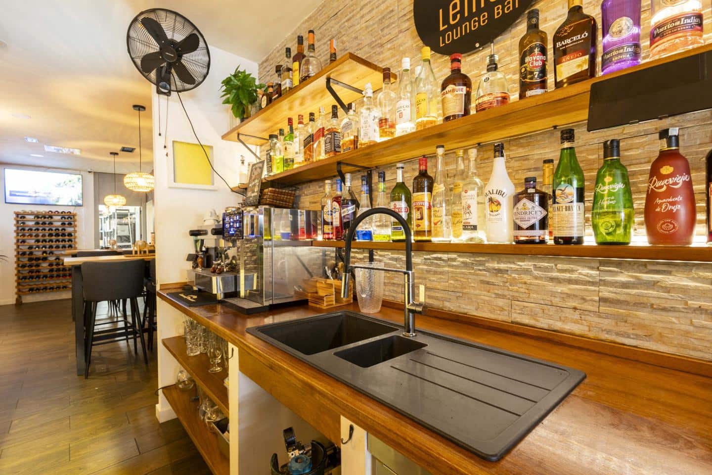 1 bedroom Business for rent in Puerto de la Cruz - € 2,800 (Ref: 10169052)