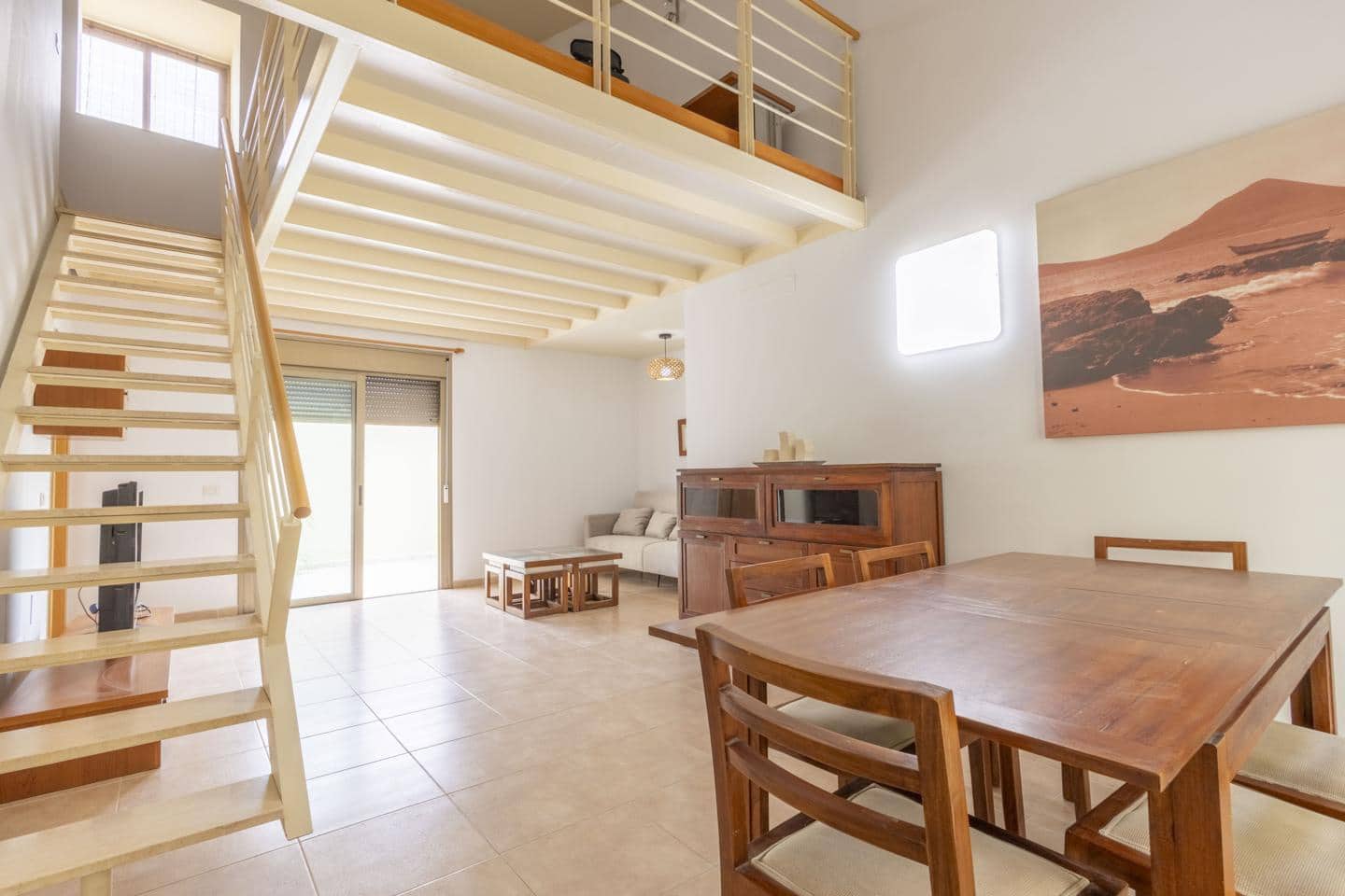 2 slaapkamer Flat te huur in El Medano met garage - € 1.300 (Ref: 10172362)