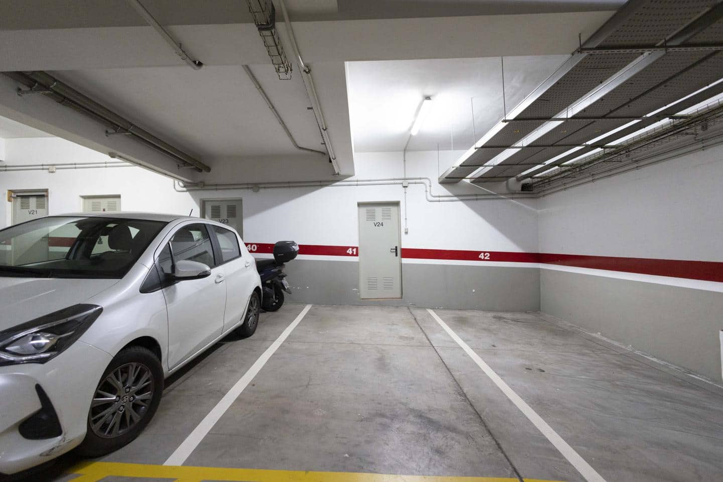 2 slaapkamer Flat te huur in El Medano met garage - € 1.300 (Ref: 10172362)