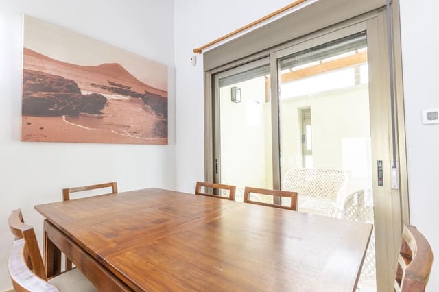 2 sovrum Lägenhet att hyra i El Medano, Granadilla de Abona med garage - 1 300 € (Ref: 10172362)