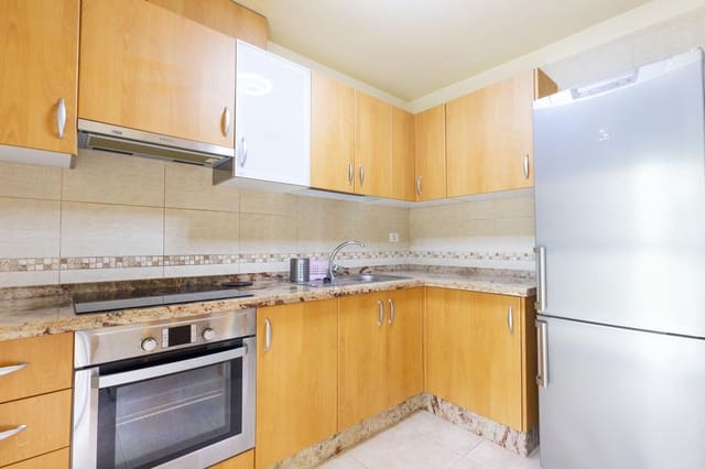 2 sovrum Lägenhet att hyra i El Medano, Granadilla de Abona med garage - 1 300 € (Ref: 10172362)