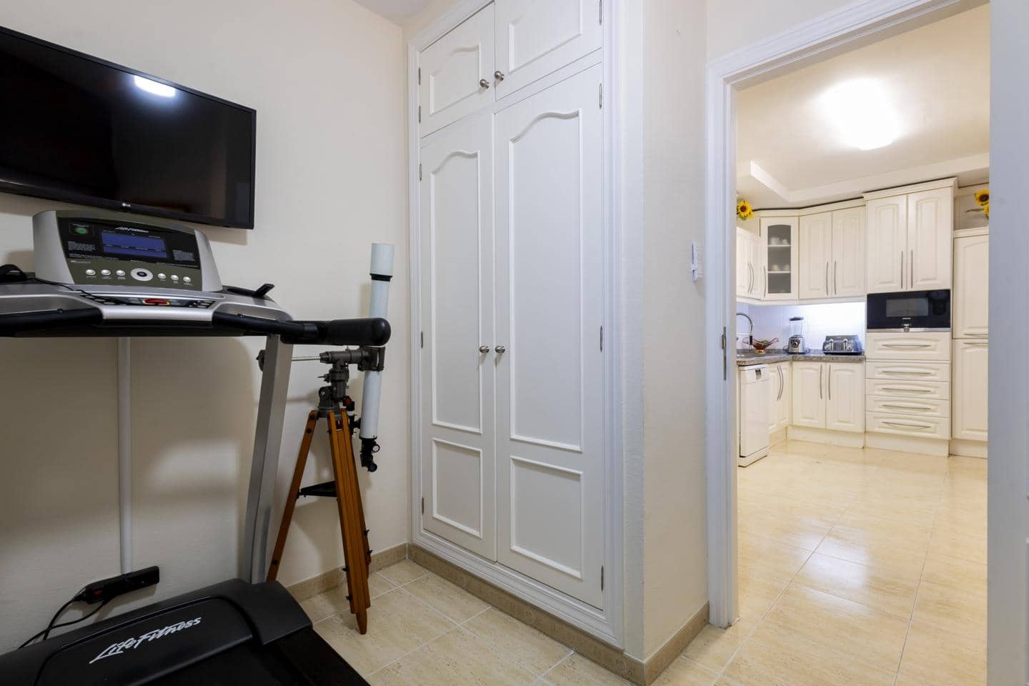 4 sypialnia Mieszkanie na sprzedaż w Radazul z garażem - 422 000 € (Ref: 10172364)