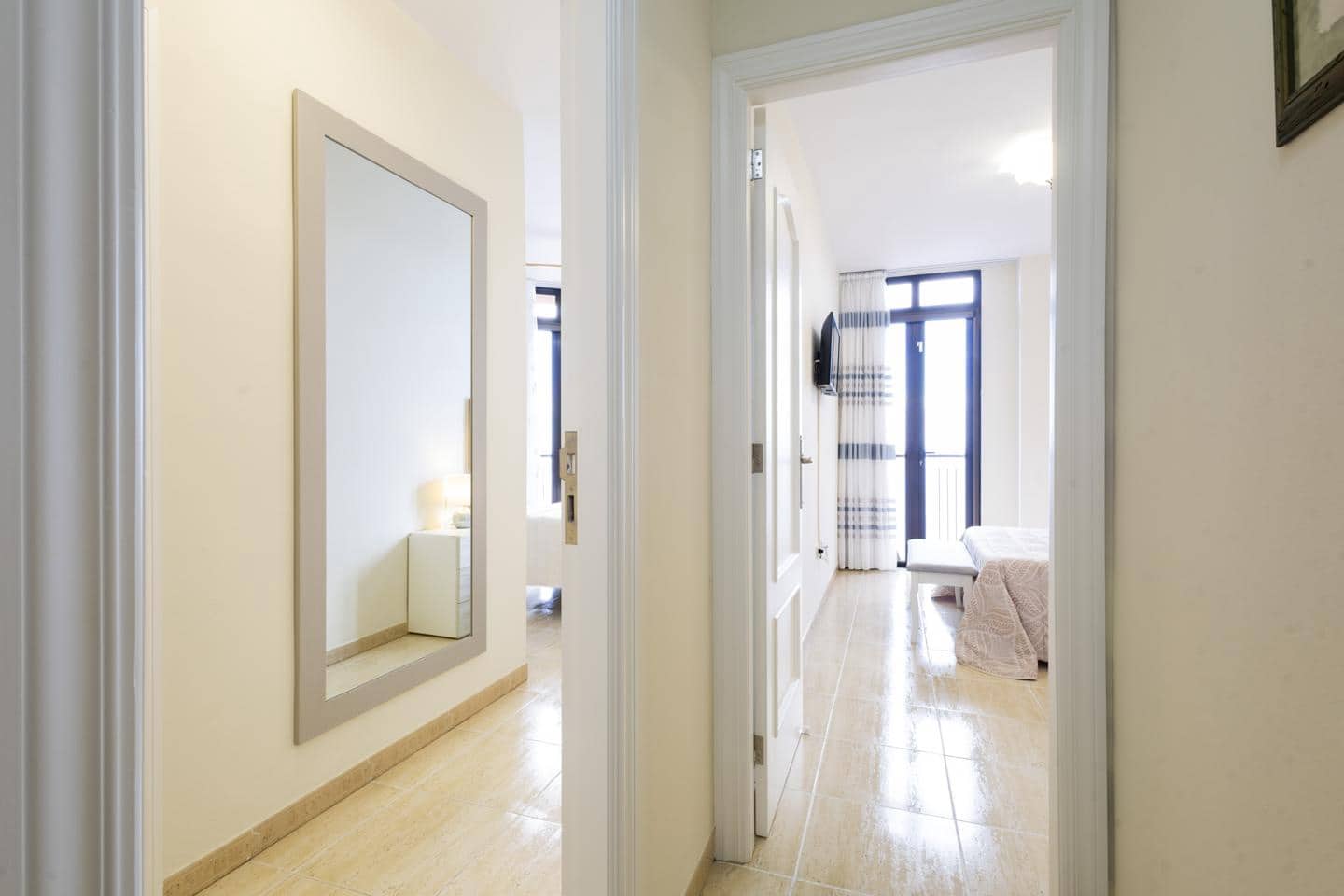 4 sypialnia Mieszkanie na sprzedaż w Radazul z garażem - 422 000 € (Ref: 10172364)