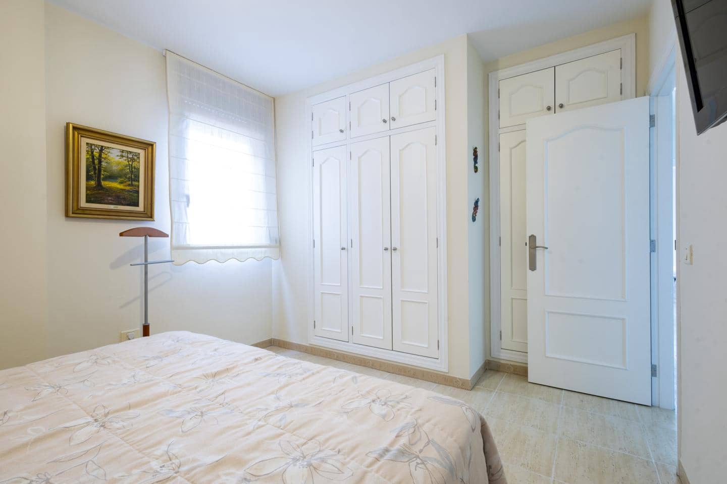 4 sypialnia Mieszkanie na sprzedaż w Radazul z garażem - 422 000 € (Ref: 10172364)