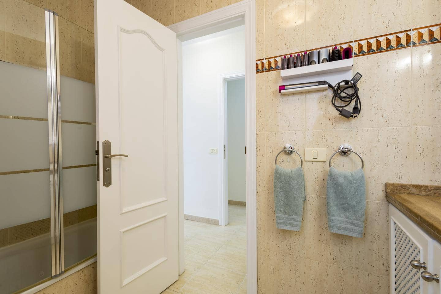 4 sypialnia Mieszkanie na sprzedaż w Radazul z garażem - 422 000 € (Ref: 10172364)