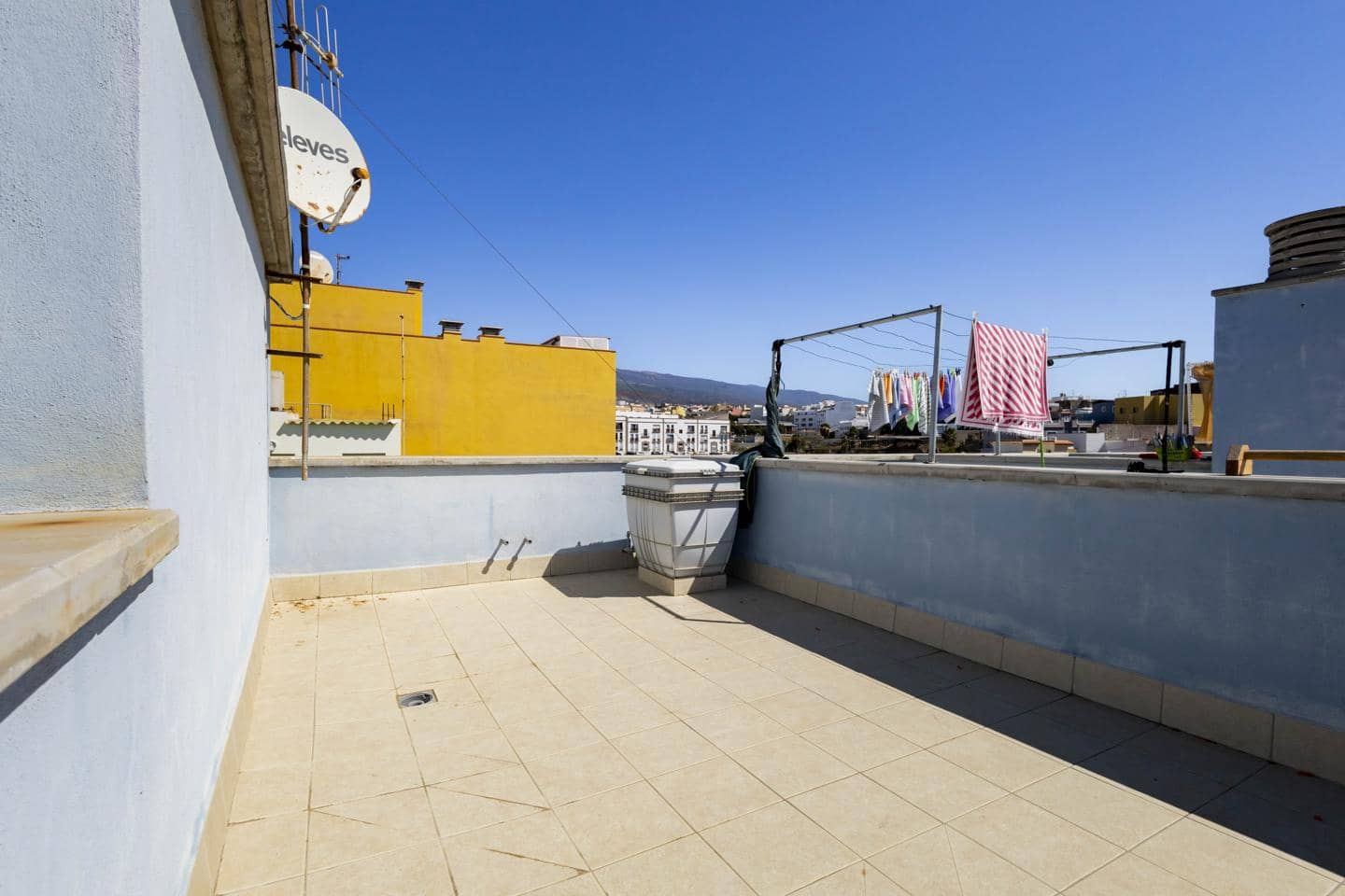 1 sypialnia Mieszkanie na sprzedaż w Granadilla de Abona z garażem - 171 500 € (Ref: 10175771)