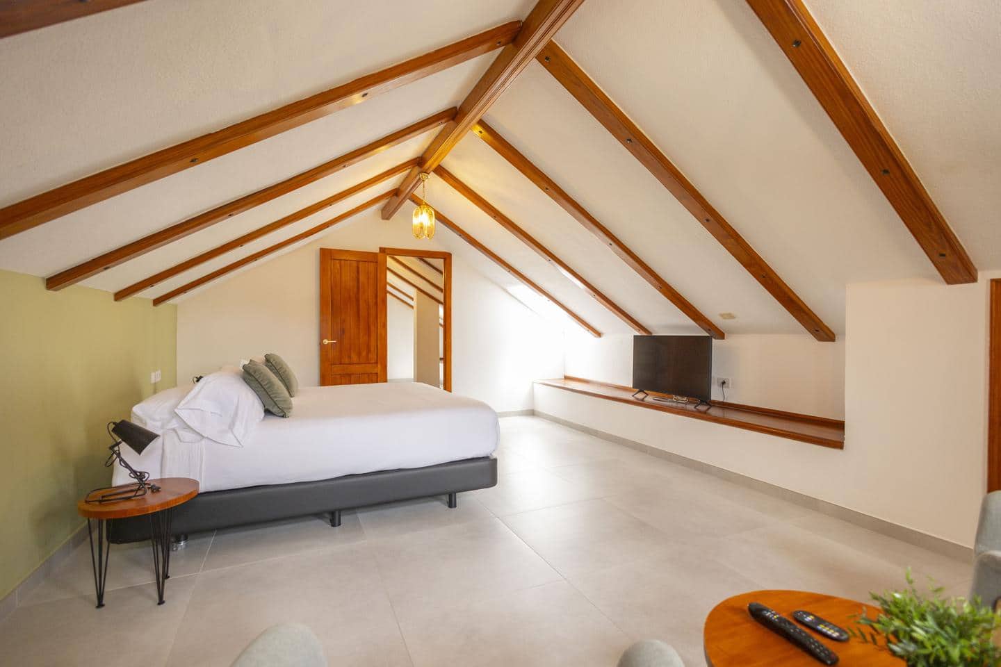 4 bedroom Villa for sale in Tacoronte with pool garage - € 799,990 (Ref: 10179515)
