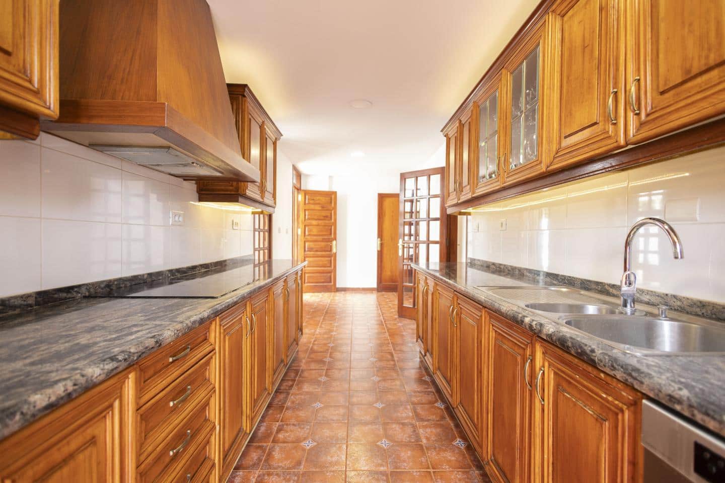 4 bedroom Villa for sale in Tacoronte with pool garage - € 799,990 (Ref: 10179515)