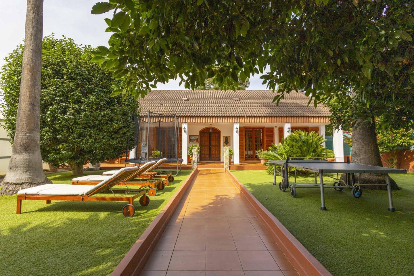 4 bedroom Villa for sale in Tacoronte with pool garage - € 799,990 (Ref: 10179515)