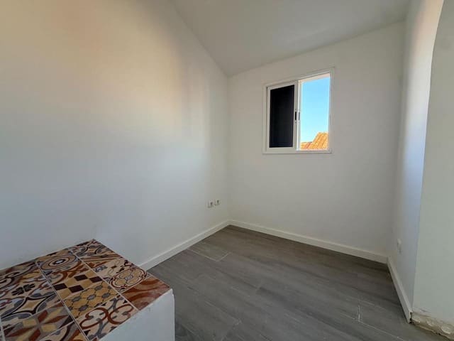 Chalet de 2 habitaciones en Somosierra, Santa Cruz de Tenerife en venta - 220.000 € (Ref: 10185966)