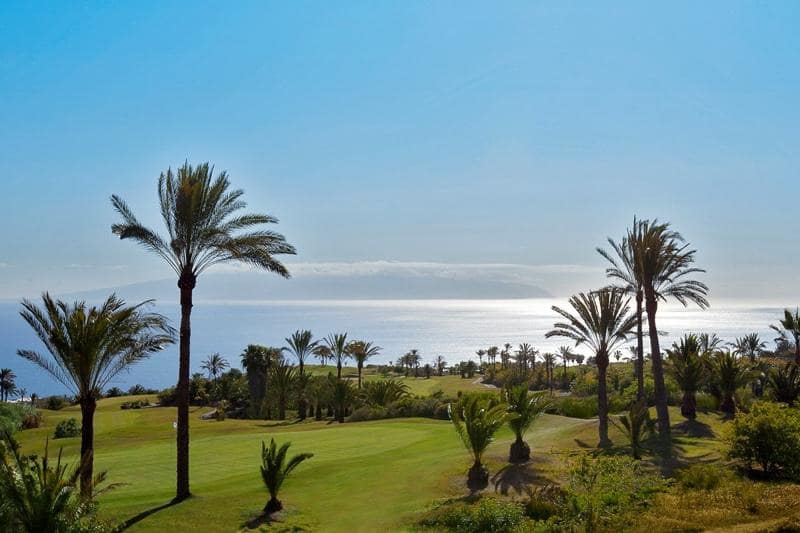 2 bedroom Flat for sale in Guia de Isora with garage - € 876,000 (Ref: 7500854)