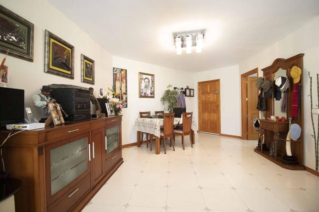 3 slaapkamer Flat te koop in La Orotava met garage - € 270.000 (Ref: 7511396)