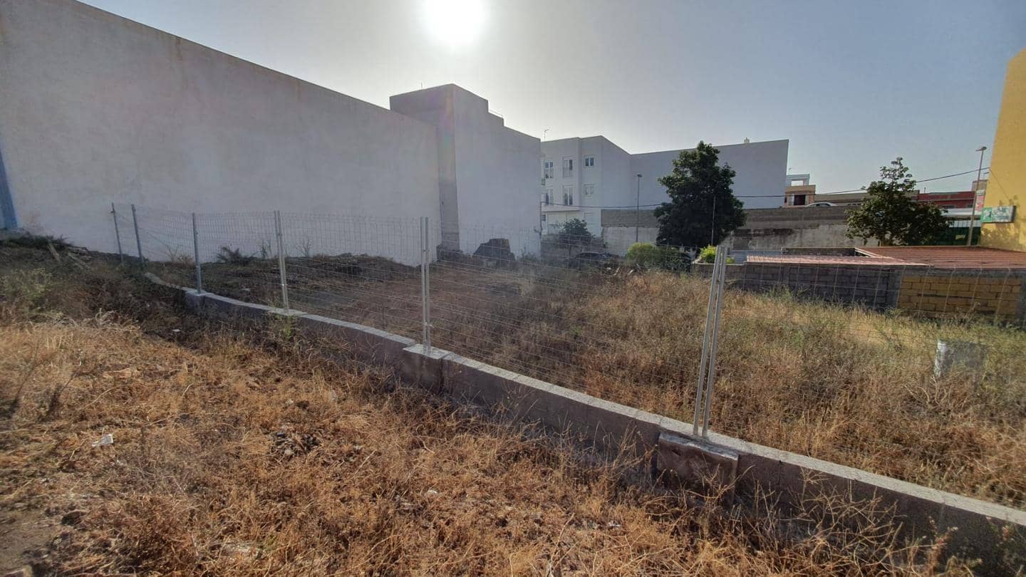 Grunde uden byggetilladelser til salg i Santa Cruz de Tenerife - € 52.000 (Ref: 7651256)