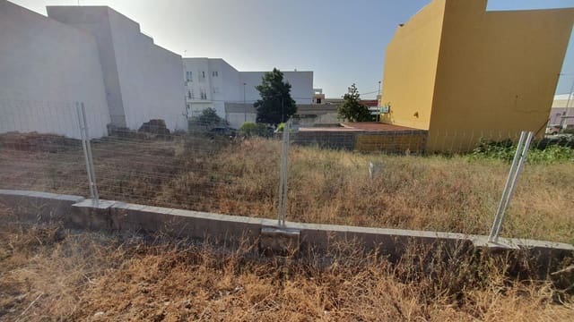 Undeveloped Land for sale in El Chorrillo, Santa Cruz de Tenerife - € 52,000 (Ref: 7651256)