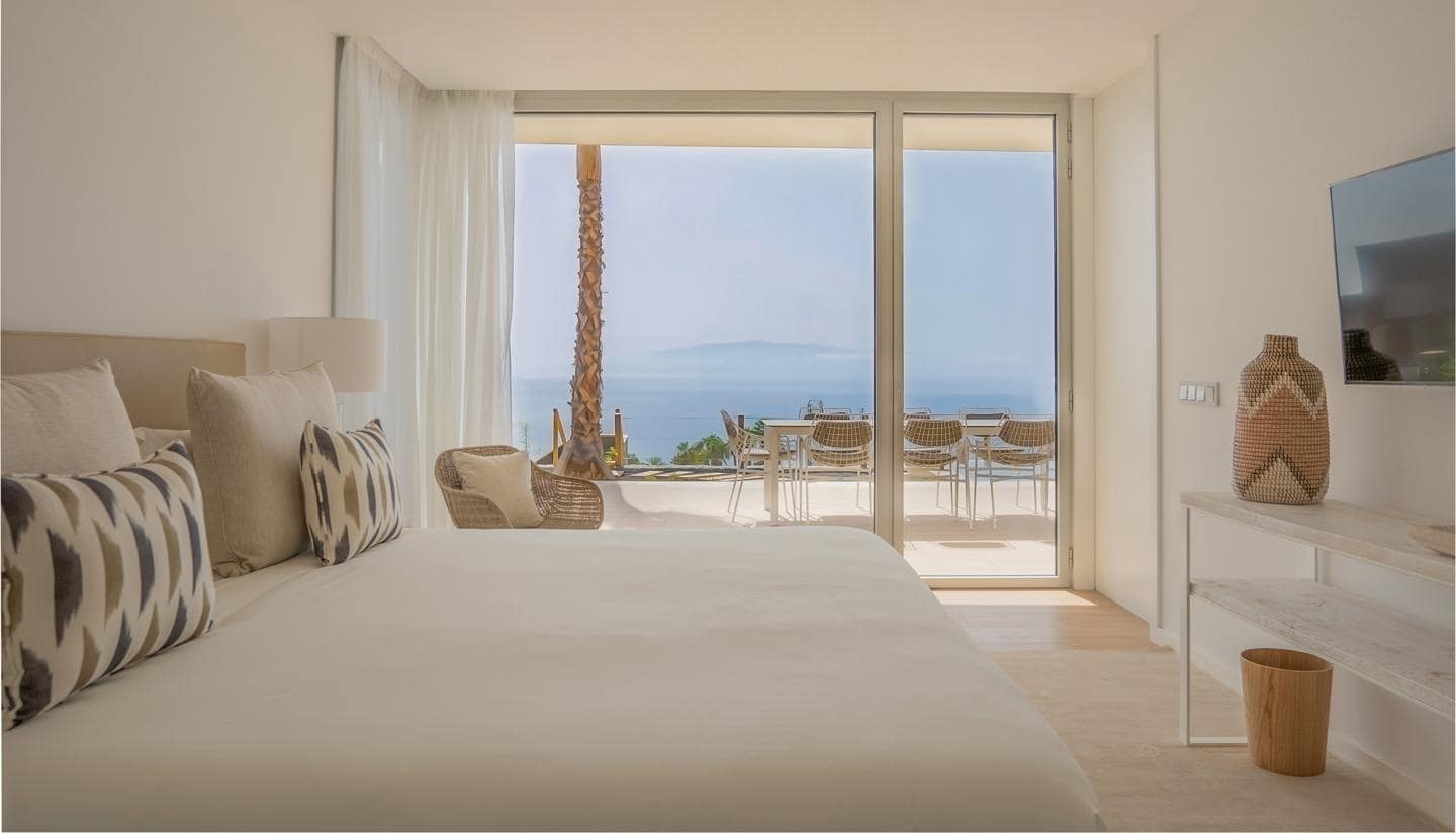 3 soveværelse Villa til salg i Guia de Isora med swimmingpool - € 2.035.000 (Ref: 7668814)