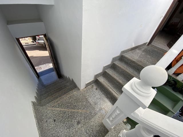 9 sovrum Villa till salu i La Caleta, Valverde - 499 000 € (Ref: 7701154)