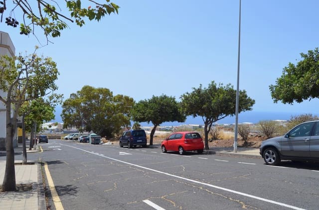 Undeveloped Land for sale in Barranco Grande, Santa Cruz de Tenerife - € 65,000 (Ref: 7883158)
