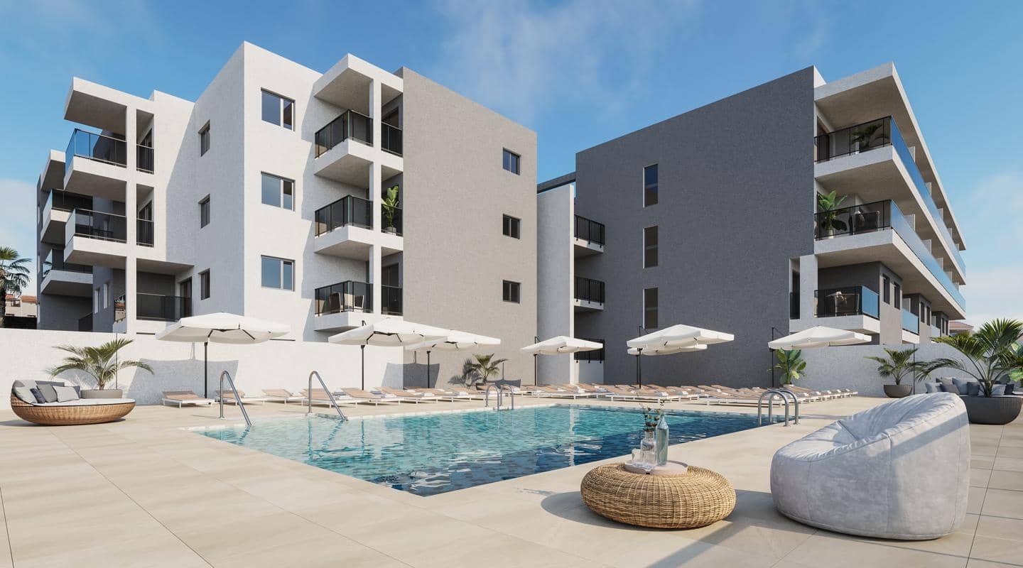 2 bedroom Flat for sale in El Medano with pool - € 425,000 (Ref: 7954256)