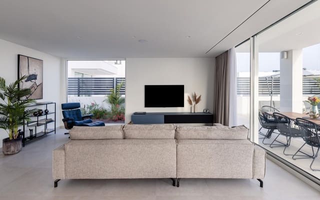 5 soveværelse Villa til salg i La Caldera, Adeje med swimmingpool garage - € 1.912.900 (Ref: 7995970)