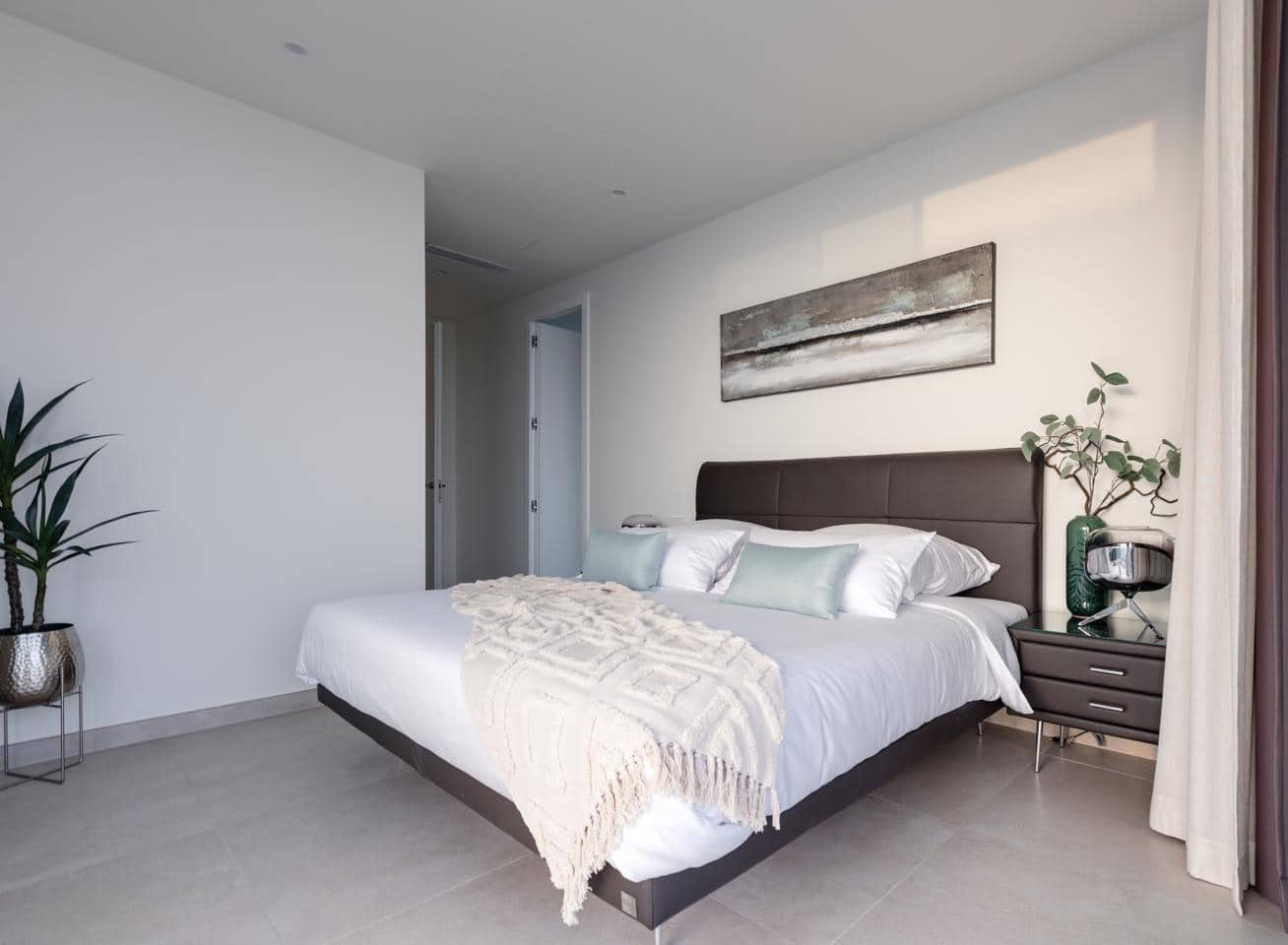 5 soverom Villa til salgs i Adeje med svømmebasseng garasje - € 1 912 900 (Ref: 7995970)