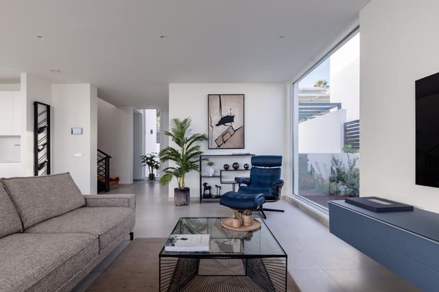 5 soveværelse Villa til salg i La Caldera, Adeje med swimmingpool garage - € 1.912.900 (Ref: 7995970)