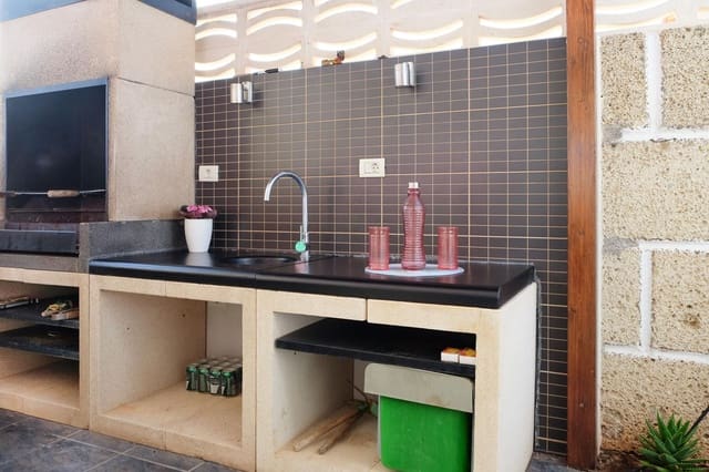 3 Zimmer Villa zu verkaufen in Callao Salvaje - Playa Paraíso, Adeje mit Pool Garage - 570.000 € (Ref: 8035464)