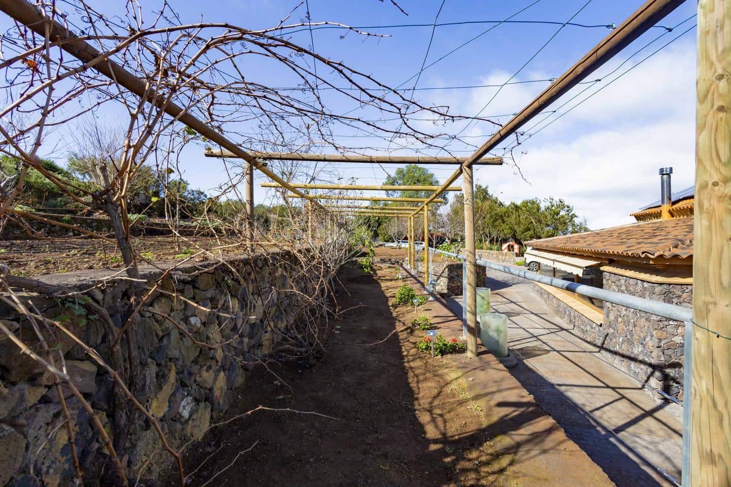 5 bedroom Finca/Country House for sale in El Tanque with garage - € 550,000 (Ref: 8048322)