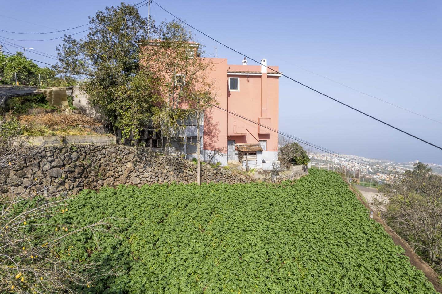 5 bedroom Villa for sale in La Orotava - € 295,000 (Ref: 8225428)