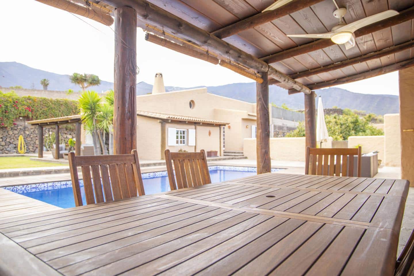 5 soveværelse Villa til salg i Arafo med swimmingpool garage - € 990.000 (Ref: 8307341)