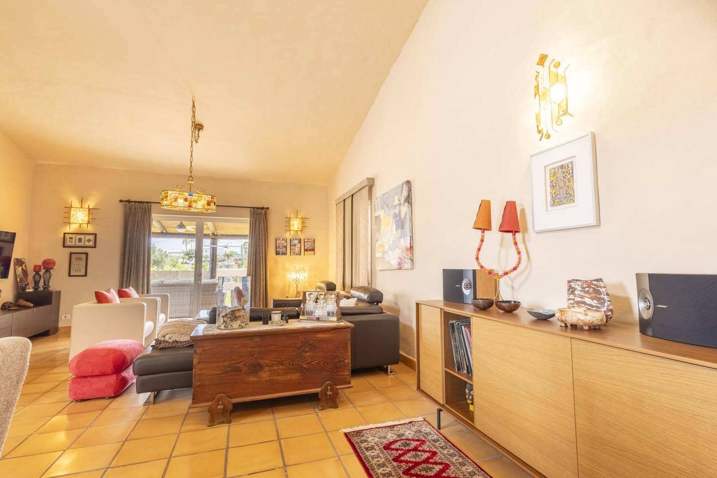 5 soveværelse Villa til salg i Arafo med swimmingpool garage - € 990.000 (Ref: 8307341)